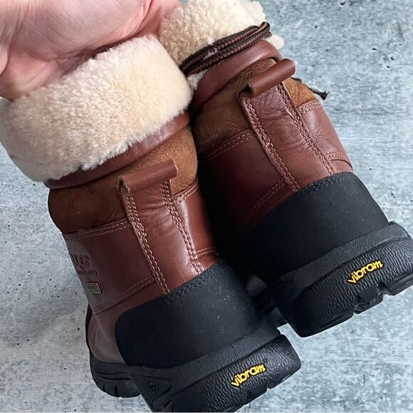 UGG Kids Butte II Waterproof Winter Boot 2 - Picture 5 of 7